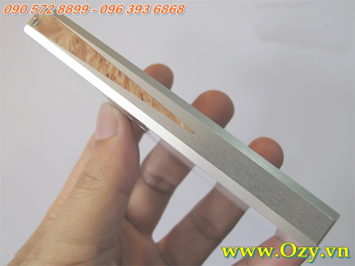 bán điện thoại mobiado 712